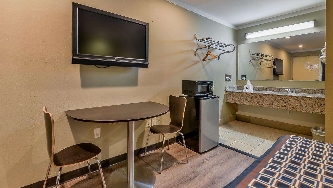 Budgetel Inn And Suites Роли Экстерьер фото