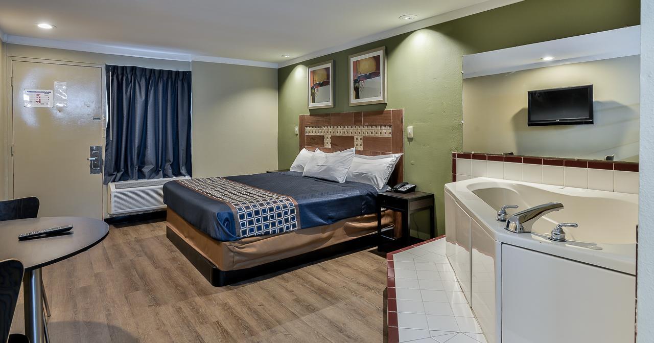 Budgetel Inn And Suites Роли Экстерьер фото